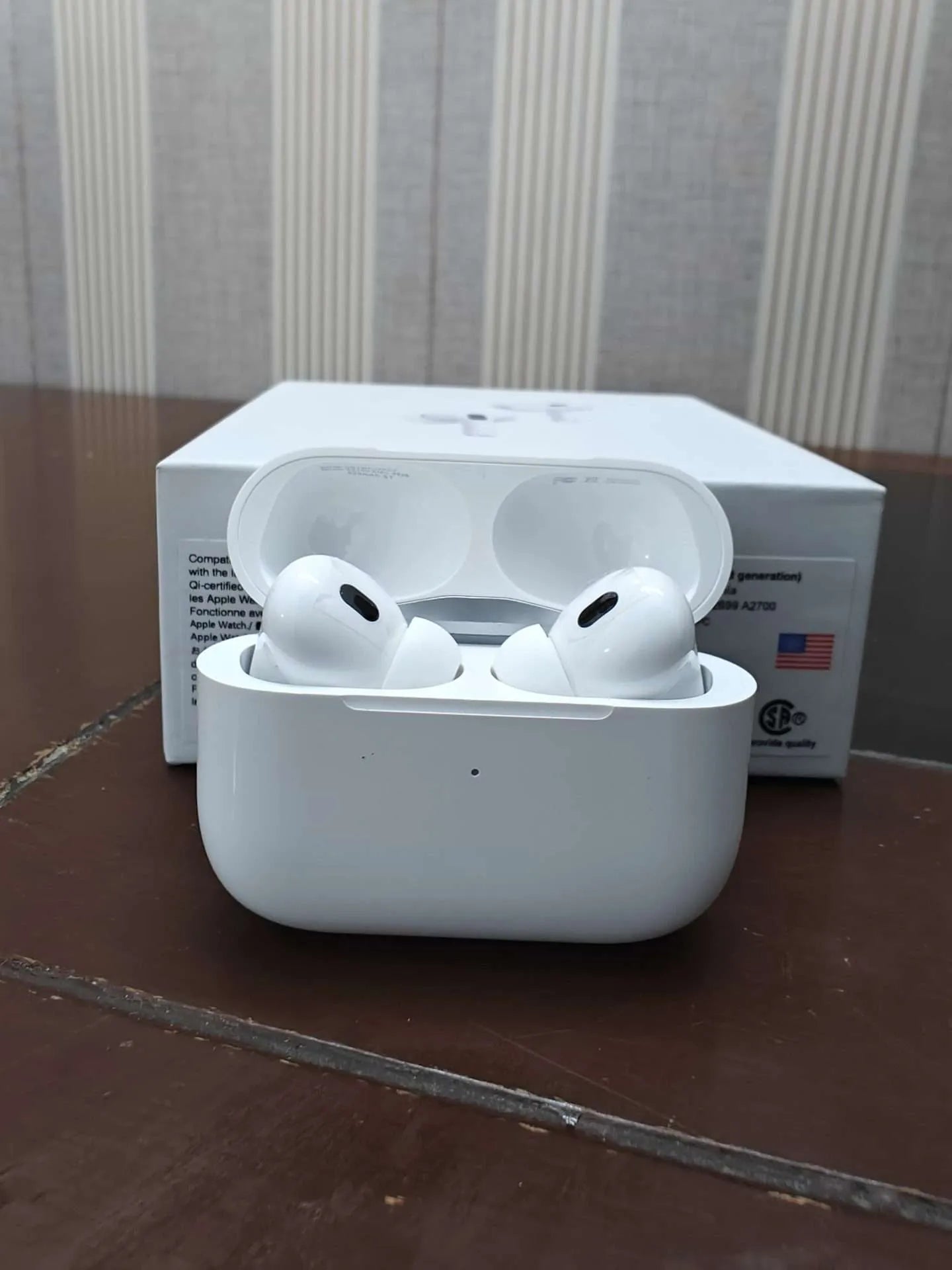 Made in USA Airpods Pro (2nd generation) with MagSafe Charging Case (USB‑C) With Active Noise Cancellation